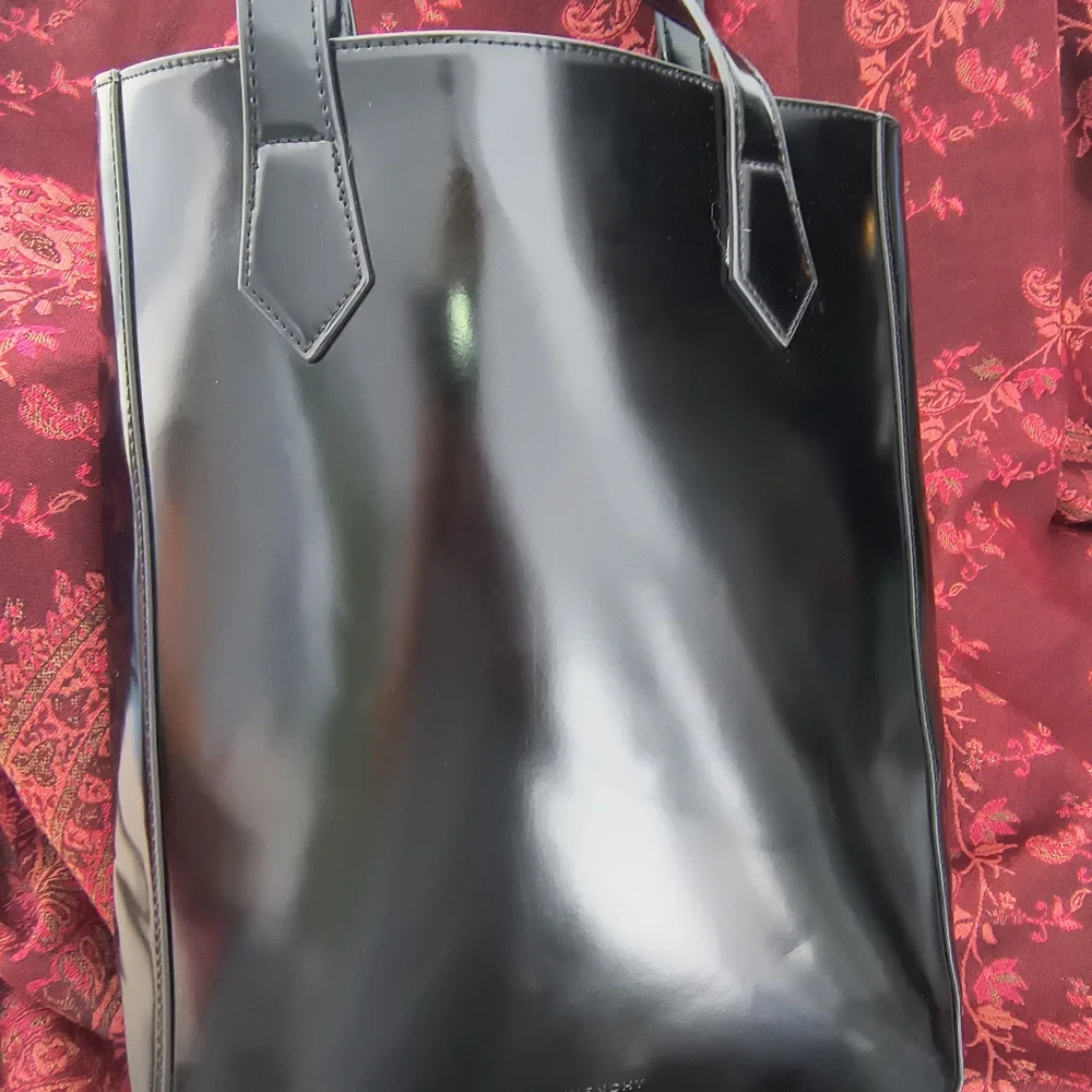 BUNDLE: Givenchy‎ Bracelet, Matching Earrings, Parfume Tote, & Hoop Earrings